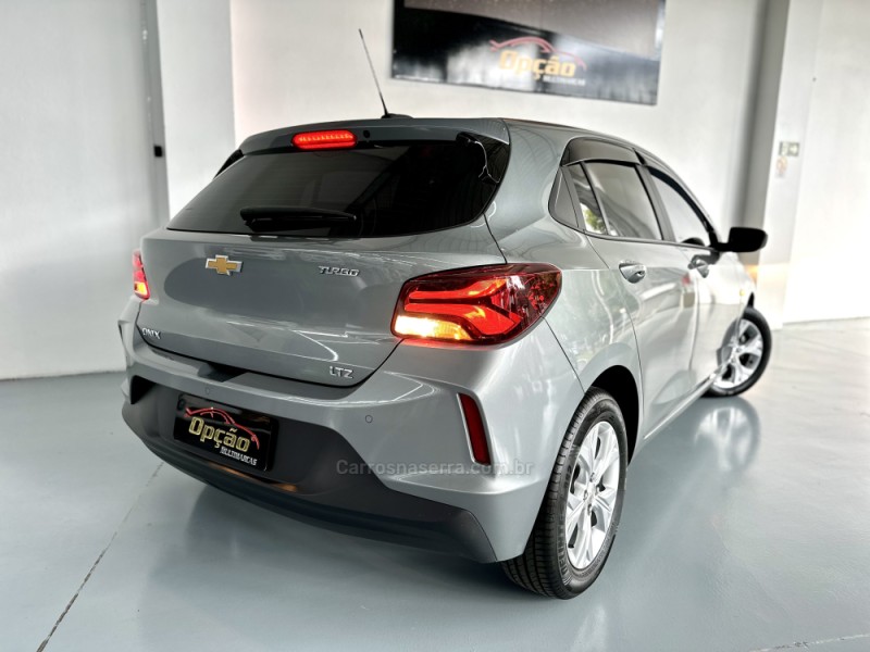 ONIX 1.0 LTZ 12V TURBO FLEX 4P AUTOMÁTICO - 2024 - NOVO HAMBURGO
