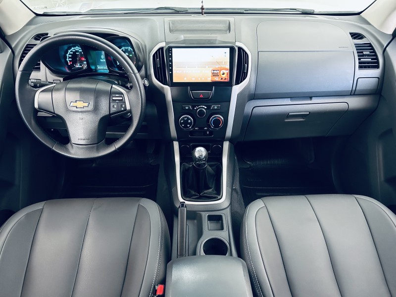 S10 2.4 LT 4X2 CD 8V FLEX 4P MANUAL - 2014 - CAXIAS DO SUL