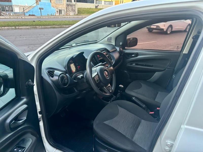 UNO 1.4 EVO ATTRACTIVE 8V FLEX 4P MANUAL - 2017 - CAXIAS DO SUL