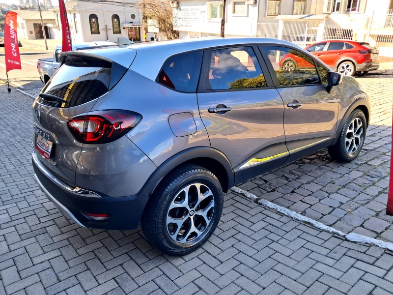 CAPTUR 1.6 16V INTENSE BOSE FLEX 4P AUTOMÁTICO - 2021 - CAXIAS DO SUL