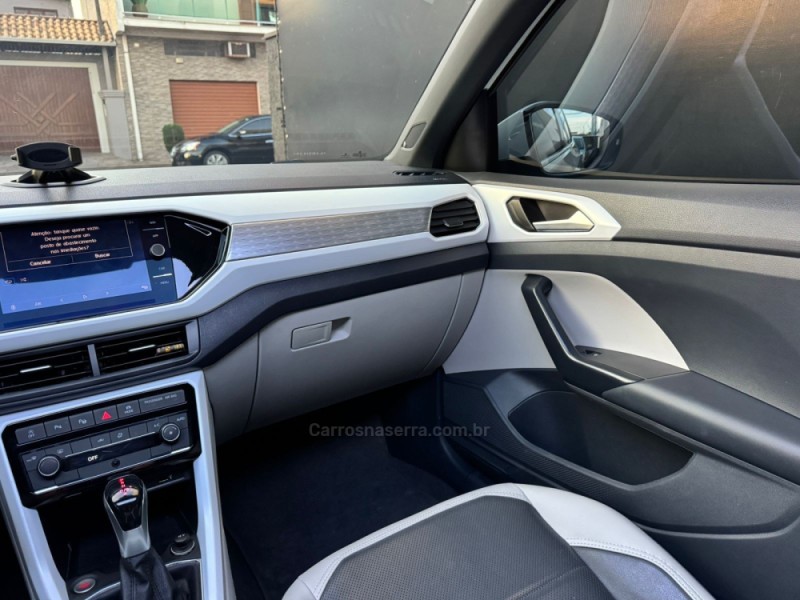 T-CROSS 1.4 HIGHLINE TSI 16V FLEX 4P AUTOMÁTICO - 2020 - ESTâNCIA VELHA