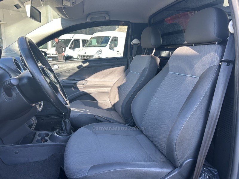 SAVEIRO 1.6 MI TREND CS 8V FLEX 2P MANUAL G.IV - 2013 - FARROUPILHA