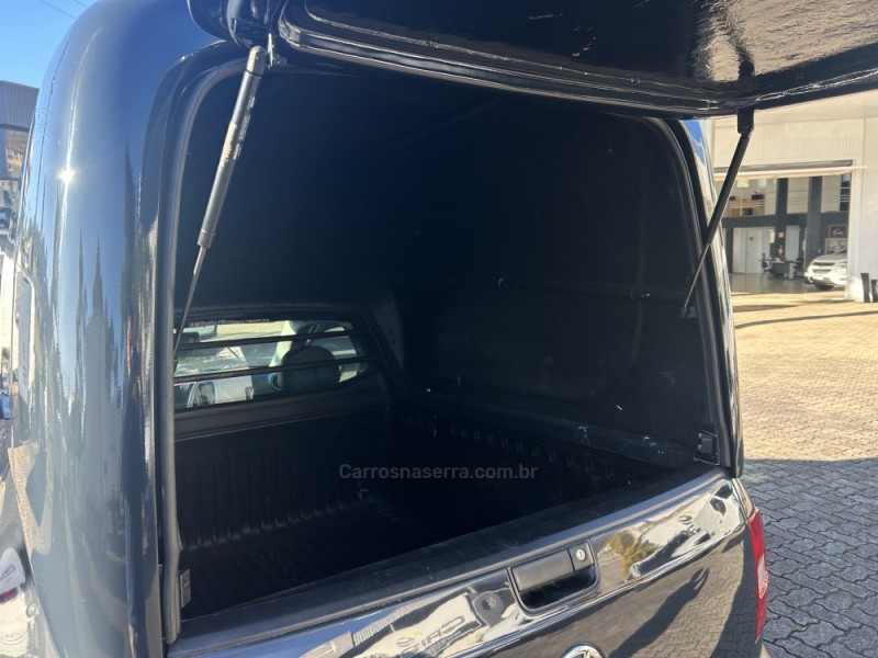 SAVEIRO 1.6 MI TREND CS 8V FLEX 2P MANUAL G.IV - 2013 - FARROUPILHA