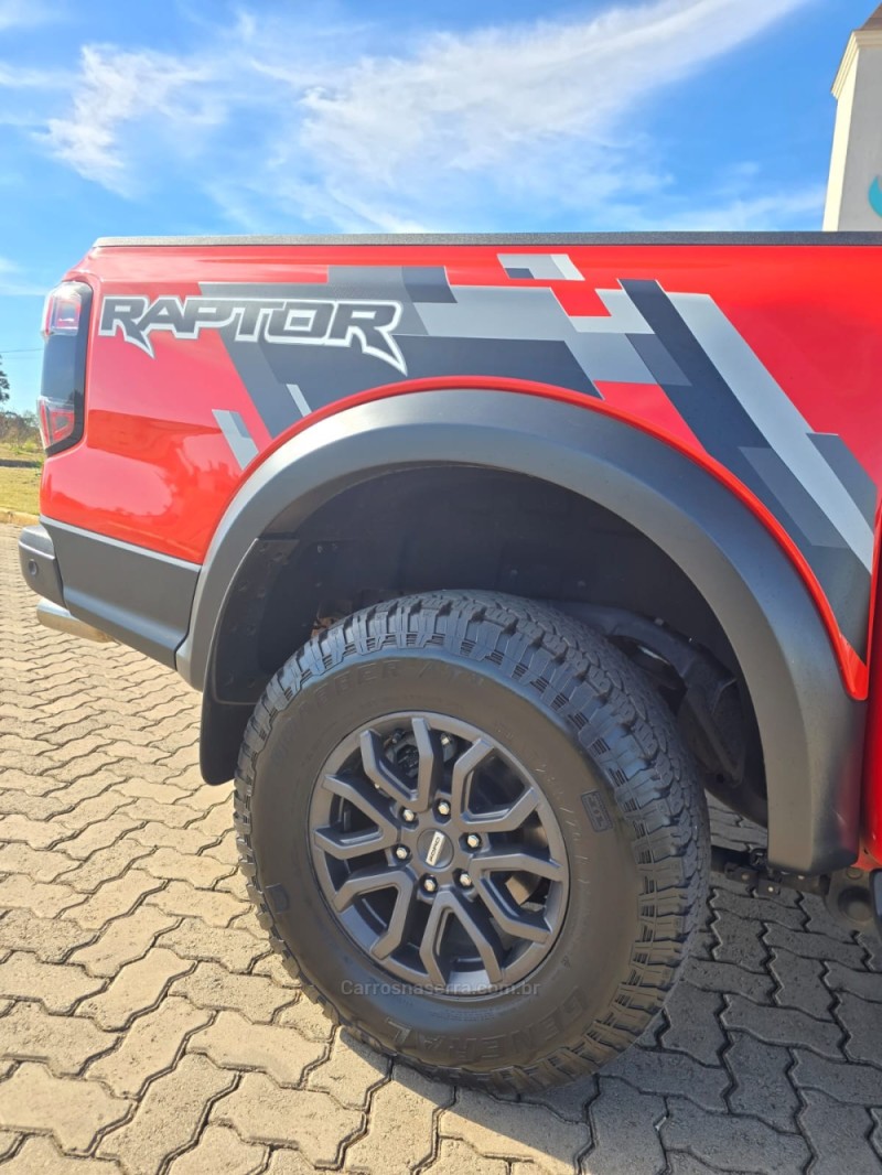 RANGER 3.0 V6 RAPTOR TURBO 4X4 GASOLINA 4P AUTOMÁTICO - 2024 - LAJEADO