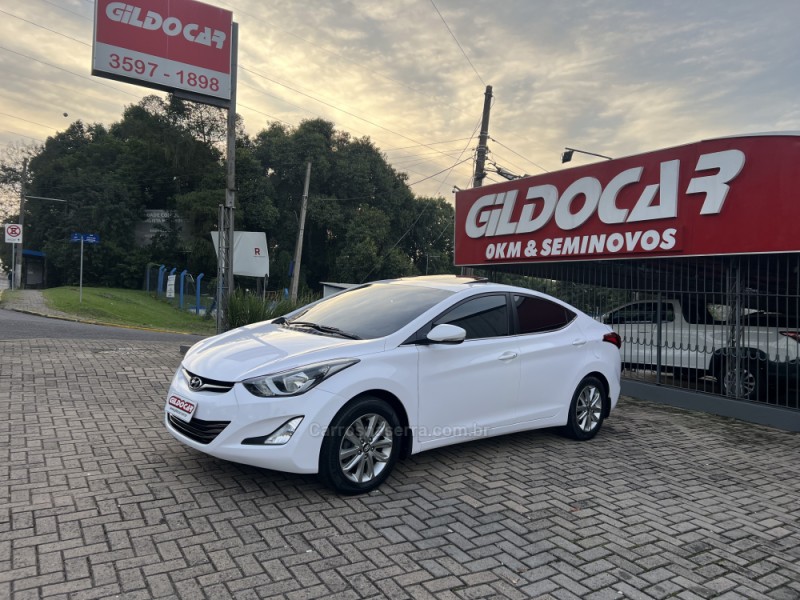 elantra 2.0 gls 16v flex 4p automatico 2015 campo bom
