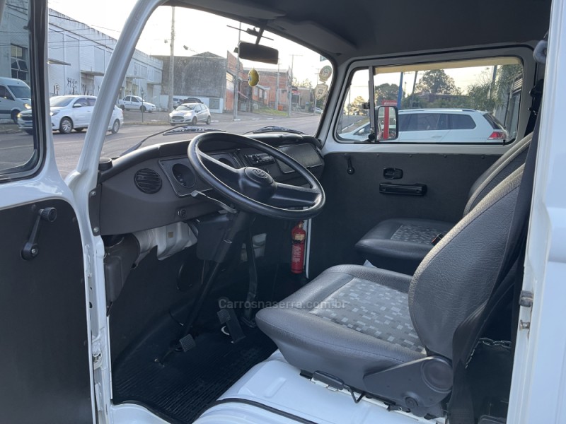 KOMBI 1.6 MI STD 8V GASOLINA 3P MANUAL - 1998 - NOVO HAMBURGO