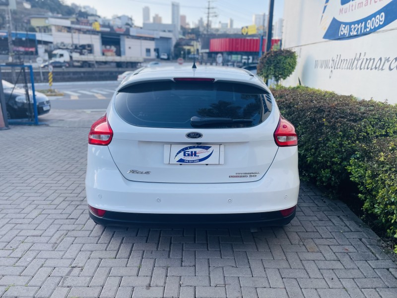 FOCUS 2.0 TITANIUM 16V FLEX 4P AUTOMÁTICO - 2016 - CAXIAS DO SUL