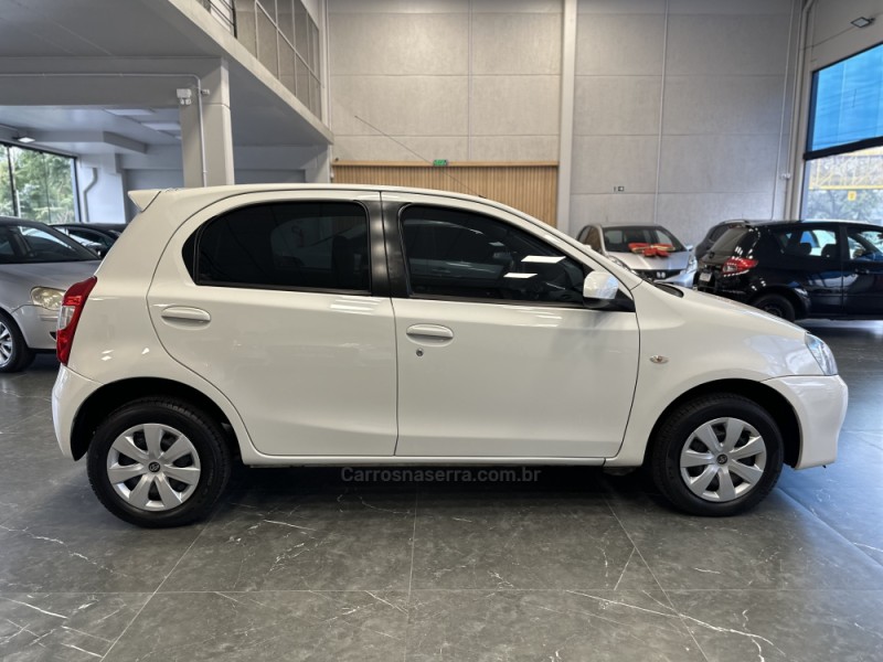 ETIOS 1.5 XS 16V FLEX 4P MANUAL - 2016 - ESTâNCIA VELHA