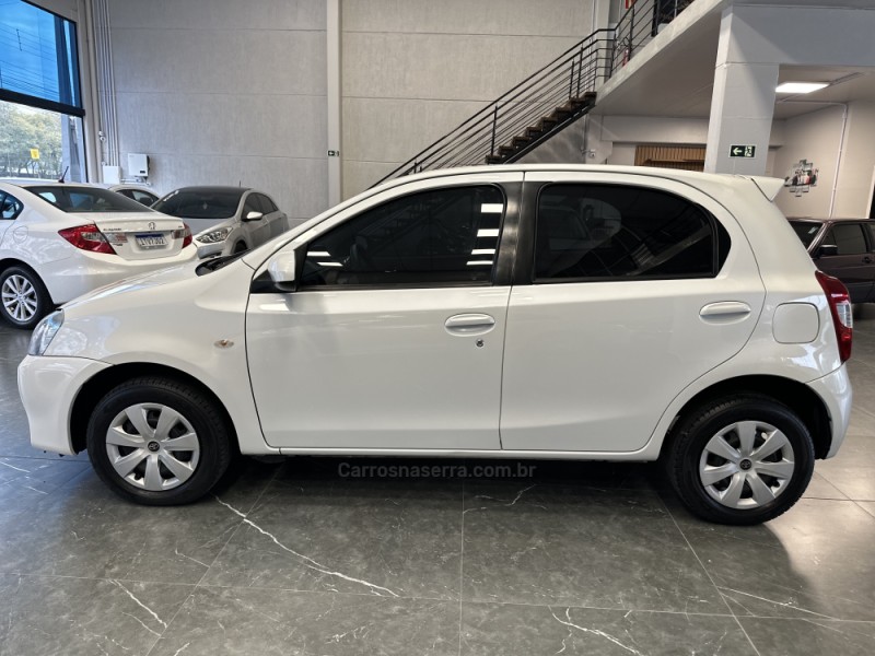 ETIOS 1.5 XS 16V FLEX 4P MANUAL - 2016 - ESTâNCIA VELHA