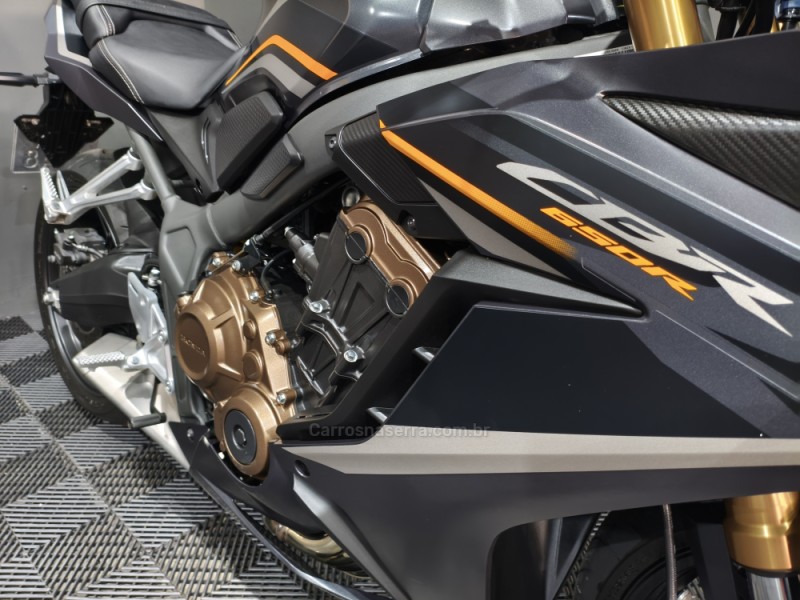 CBR 650R  - 2023 - NOVO HAMBURGO