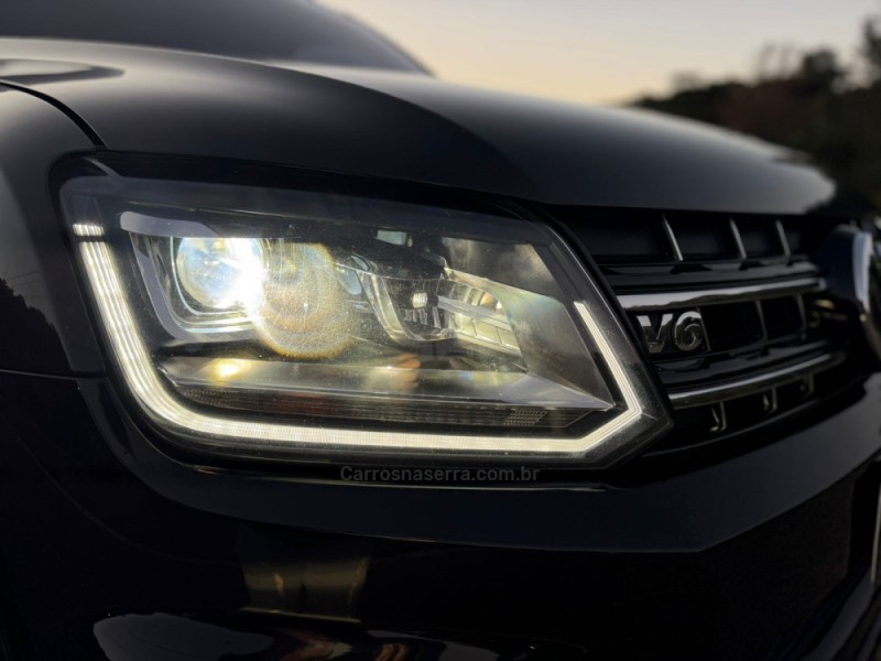 AMAROK 3.0 V6 EXTREME CD DIESEL 4X4 AT 4P AUTOMÁTICO - 2023 - SãO FRANCISCO DE PAULA