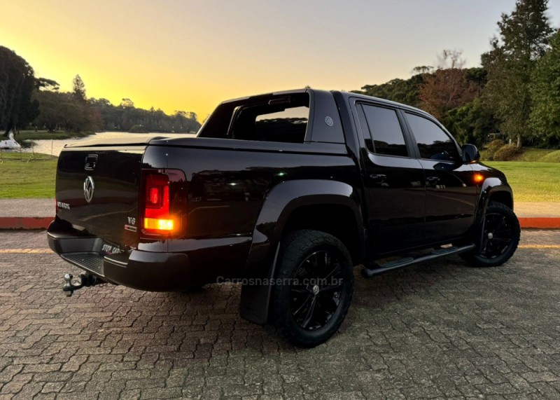 AMAROK 3.0 V6 EXTREME CD DIESEL 4X4 AT 4P AUTOMÁTICO - 2023 - SãO FRANCISCO DE PAULA