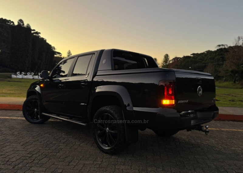 AMAROK 3.0 V6 EXTREME CD DIESEL 4X4 AT 4P AUTOMÁTICO - 2023 - SãO FRANCISCO DE PAULA