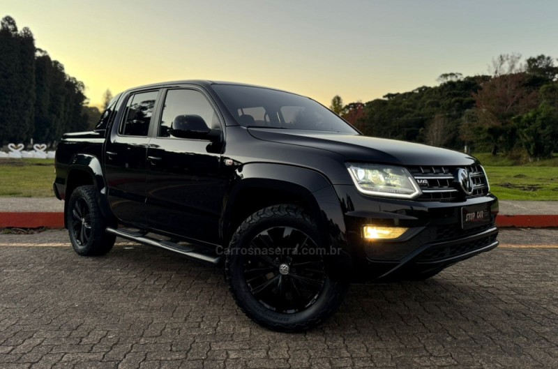 AMAROK 3.0 V6 EXTREME CD DIESEL 4X4 AT 4P AUTOMÁTICO - 2023 - SãO FRANCISCO DE PAULA
