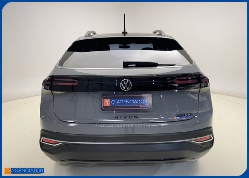 NIVUS 1.0 TSI HIGHLINE FLEX 4P AUTOMÁTICO - 2023 - SANTA CRUZ DO SUL