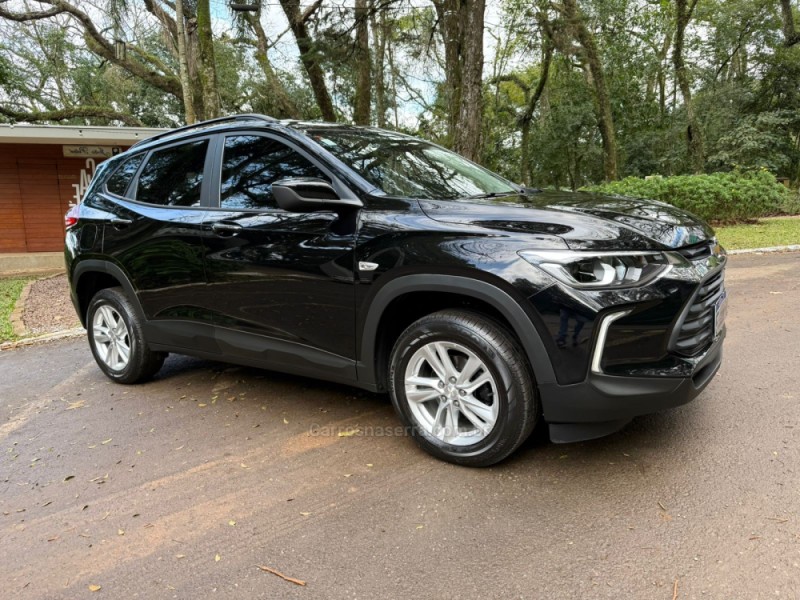 TRACKER 1.0 12V LT TURBO FLEX 4P AUTOMÁTICO - 2022 - DOIS IRMãOS