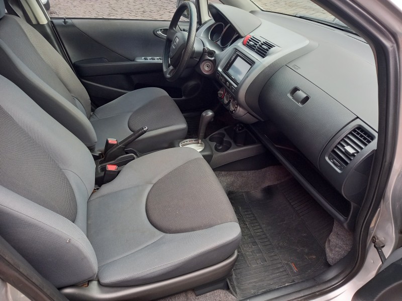 FIT 1.5 EX 16V GASOLINA 4P AUTOMÁTICO - 2006 - CAXIAS DO SUL