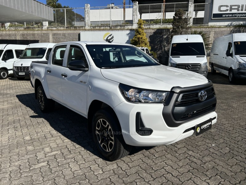 HILUX 2.8 STD 4X4 CD 16V DIESEL 4P MANUAL - 2022 - FARROUPILHA
