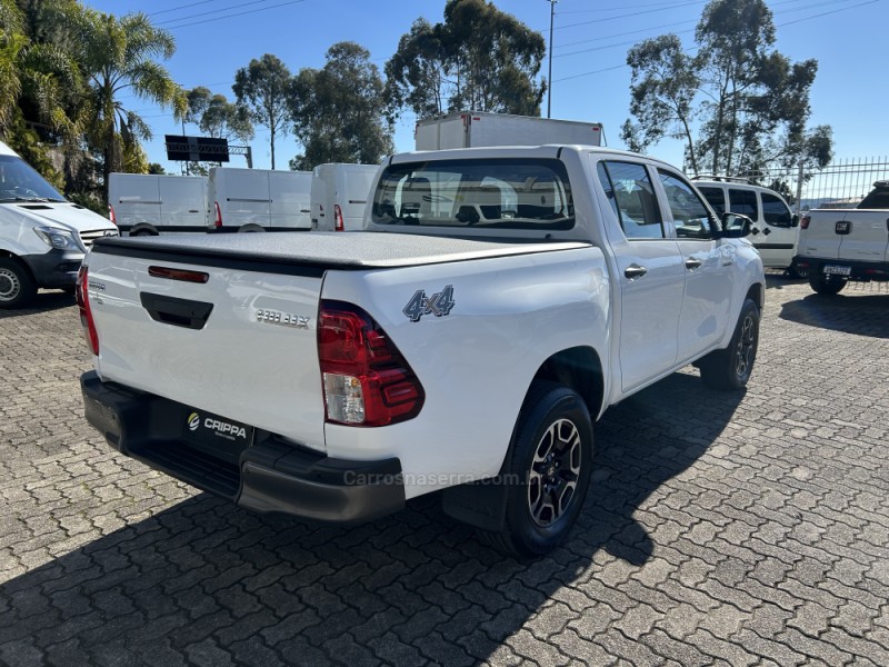 HILUX 2.8 STD 4X4 CD 16V DIESEL 4P MANUAL - 2022 - FARROUPILHA