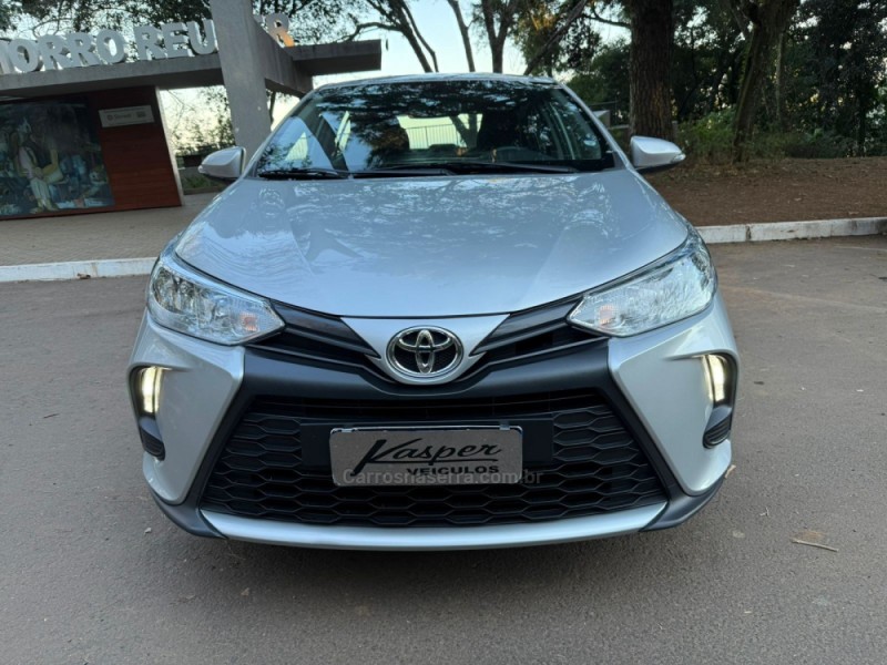 YARIS 1.5 XL PLUS CONNECT 16V FLEX 4P AUTOMÁTICO - 2024 - DOIS IRMãOS