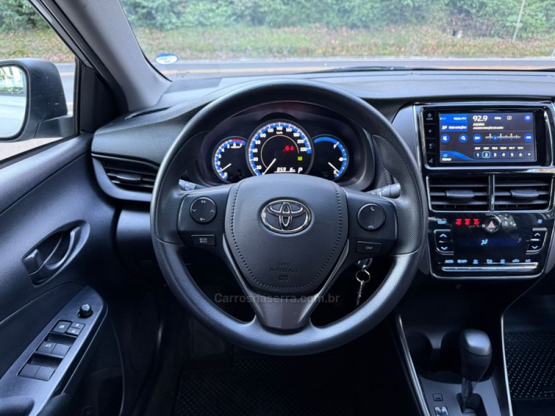YARIS 1.5 XL PLUS CONNECT 16V FLEX 4P AUTOMÁTICO - 2024 - DOIS IRMãOS