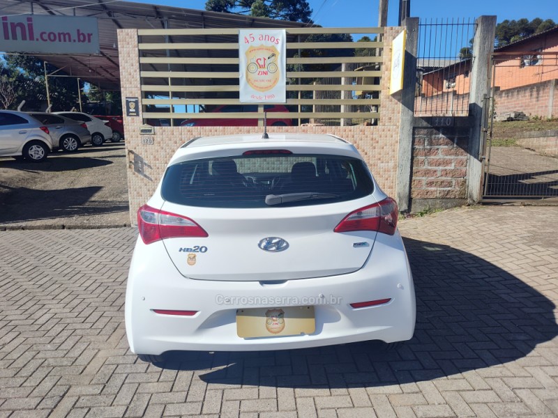 HB20 1.0 COMFORT PLUS 12V FLEX 4P MANUAL - 2014 - CANELA