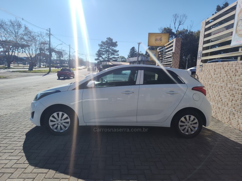 HB20 1.0 COMFORT PLUS 12V FLEX 4P MANUAL - 2014 - CANELA