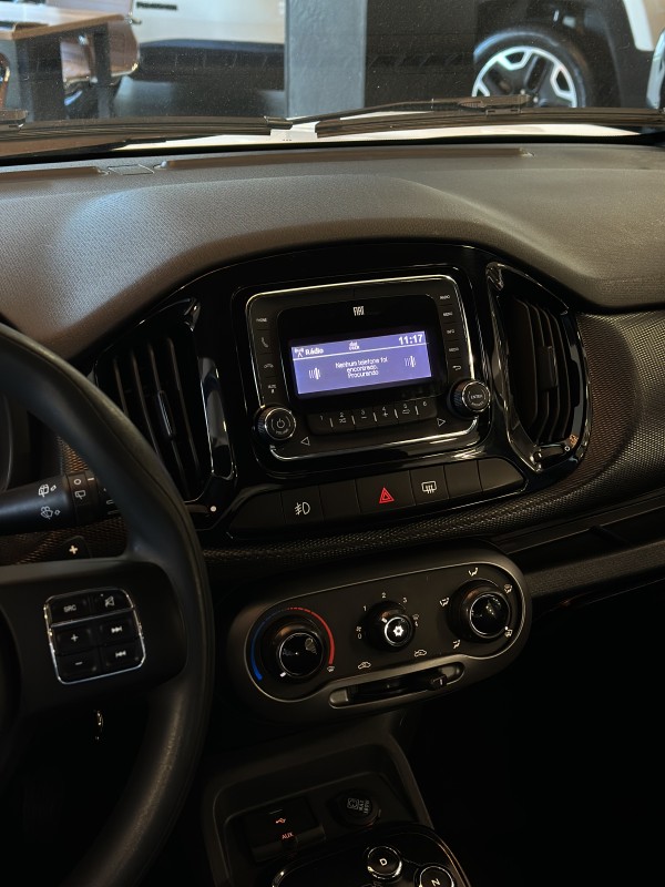 UNO 1.4 EVO SPORTING 8V FLEX 4P AUTOMATIZADO - 2016 - CAXIAS DO SUL