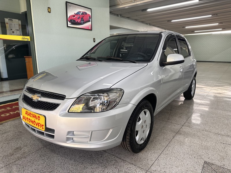 CELTA 1.0 MPFI LT 8V FLEX 4P MANUAL - 2014 - NOVA PETRóPOLIS