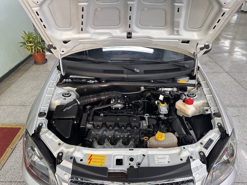 CELTA 1.0 MPFI LT 8V FLEX 4P MANUAL - 2014 - NOVA PETRóPOLIS
