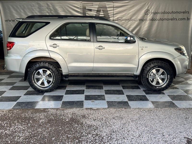 HILUX SW4 3.0 SRV 4X4 16V TURBO INTERCOOLER DIESEL 4P AUTOMÁTICO - 2007 - NOVA PRATA