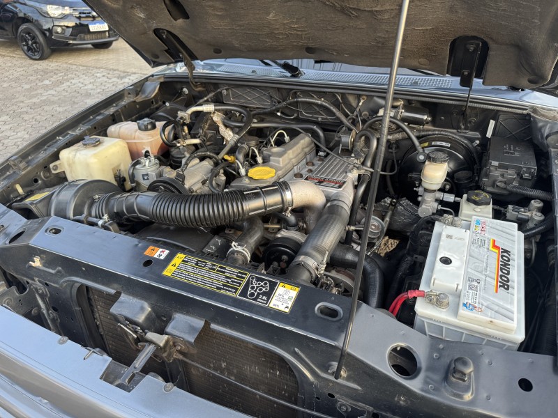 RANGER 2.8 XLS 4X2 CD 8V TURBO INTERCOOLER DIESEL 4P MANUAL - 2004 - DOIS IRMãOS