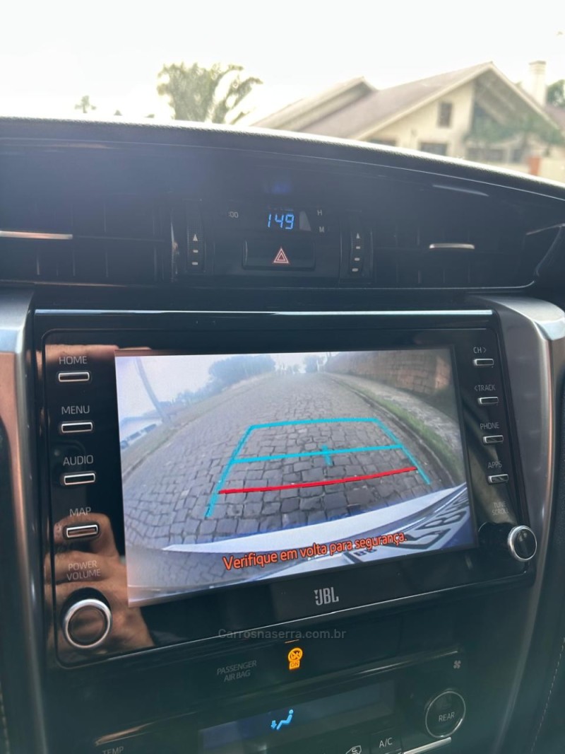 HILUX SW4 2.8 SRX 4X4 7 LUGARES 16V TURBO INTERCOOLER DIESEL 4P AUTOMÁTICO - 2022 - VENâNCIO AIRES