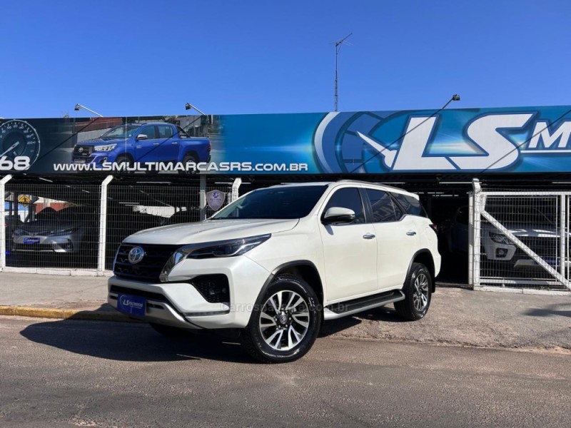 hilux sw4 2.8 srx 4x4 7 lugares 16v turbo intercooler diesel 4p automatico 2022 venancio aires