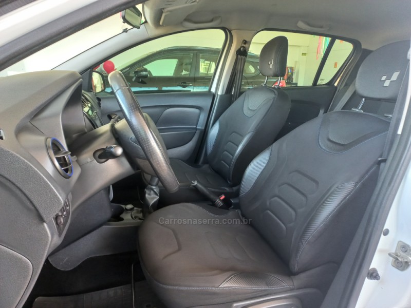 SANDERO 1.6 GT LINE LIMITED FLEX 4P MANUAL - 2017 - TAQUARA