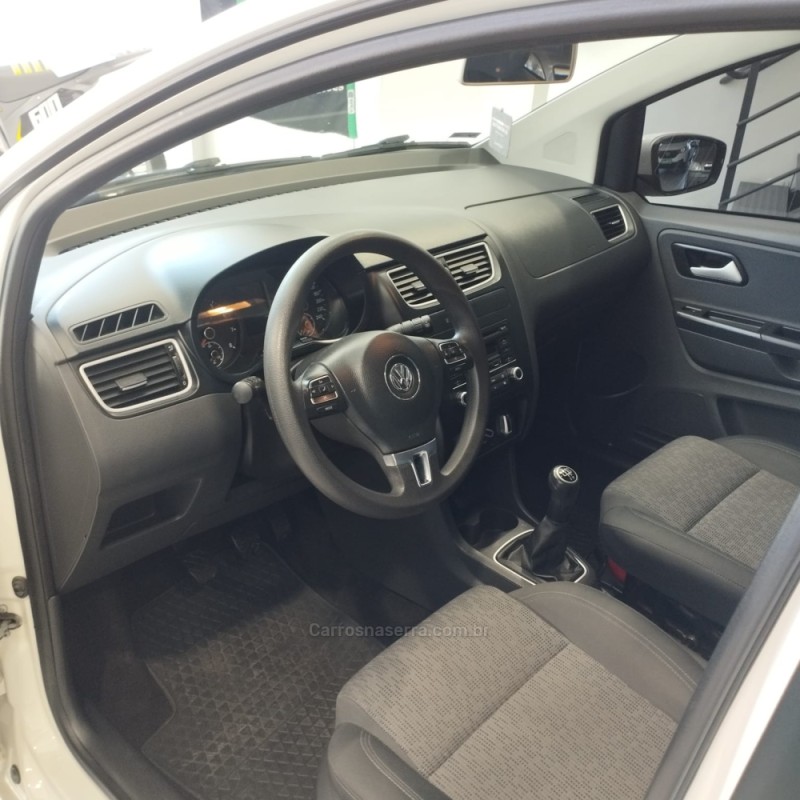 FOX 1.6 MI ITREND 8V FLEX 4P MANUAL - 2013 - ANTôNIO PRADO