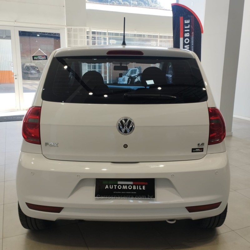 FOX 1.6 MI ITREND 8V FLEX 4P MANUAL - 2013 - ANTôNIO PRADO