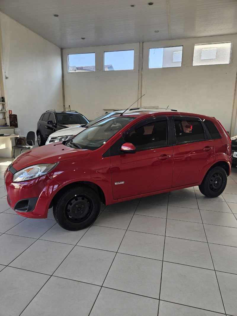FIESTA 1.6 MPI CLASS HATCH 8V FLEX 4P MANUAL - 2012 - FARROUPILHA