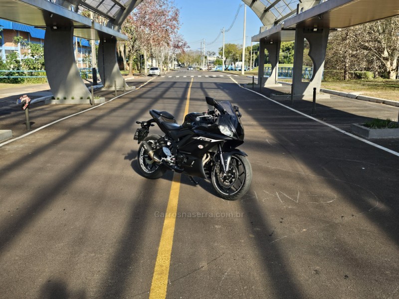 yzf r3 abs 2025 campo bom