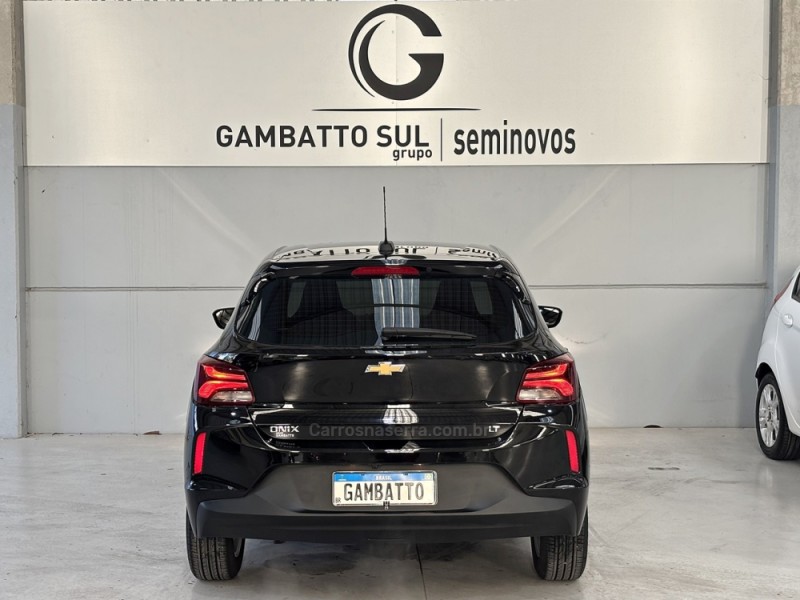 ONIX 1.0 LT 12V FLEX 4P MANUAL - 2023 - BENTO GONçALVES