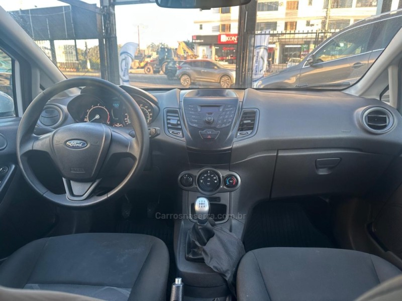 FIESTA 1.5 SE HATCH 16V FLEX 4P MANUAL - 2014 - GRAVATAí