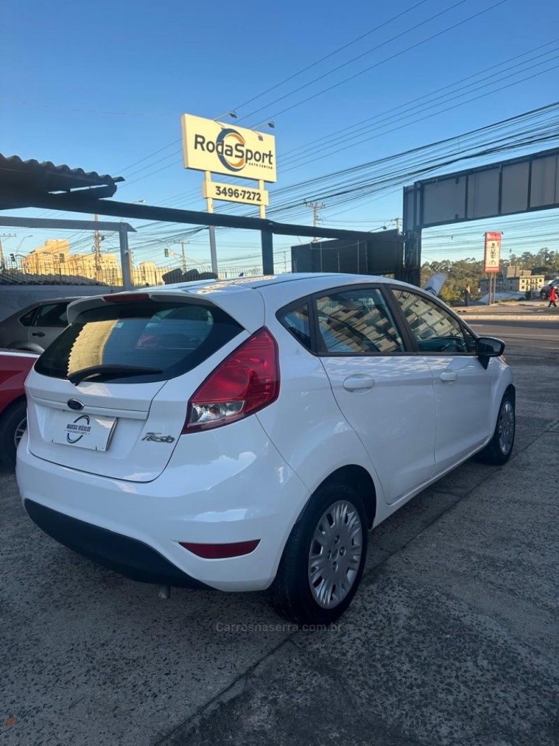 FIESTA 1.5 SE HATCH 16V FLEX 4P MANUAL - 2014 - GRAVATAí