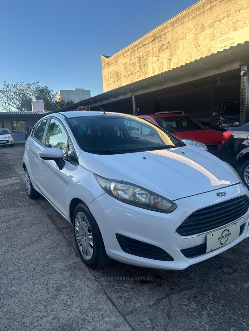 FIESTA 1.5 SE HATCH 16V FLEX 4P MANUAL - 2014 - GRAVATAí