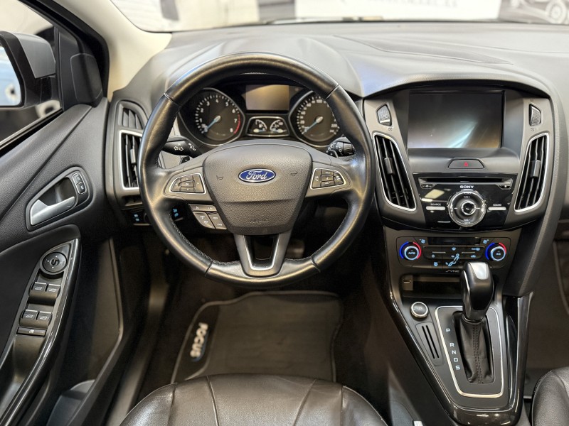 FOCUS 2.0 TITANIUM HATCH 16V FLEX 4P AUTOMÁTICO - 2017 - CAXIAS DO SUL