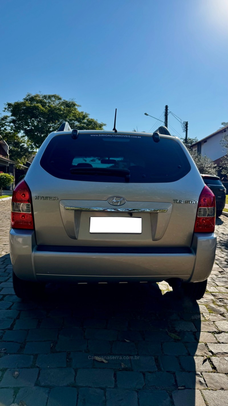 TUCSON 2.0 MPFI GLS 16V 143CV 2WD GASOLINA 4P AUTOMÁTICO - 2013 - LAJEADO
