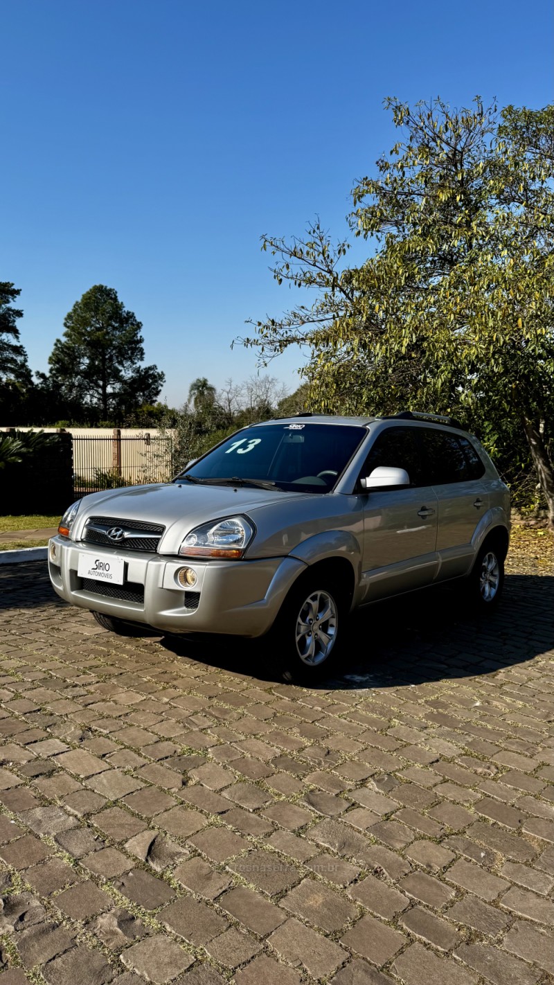 tucson 2.0 mpfi gls 16v 143cv 2wd gasolina 4p automatico 2013 lajeado
