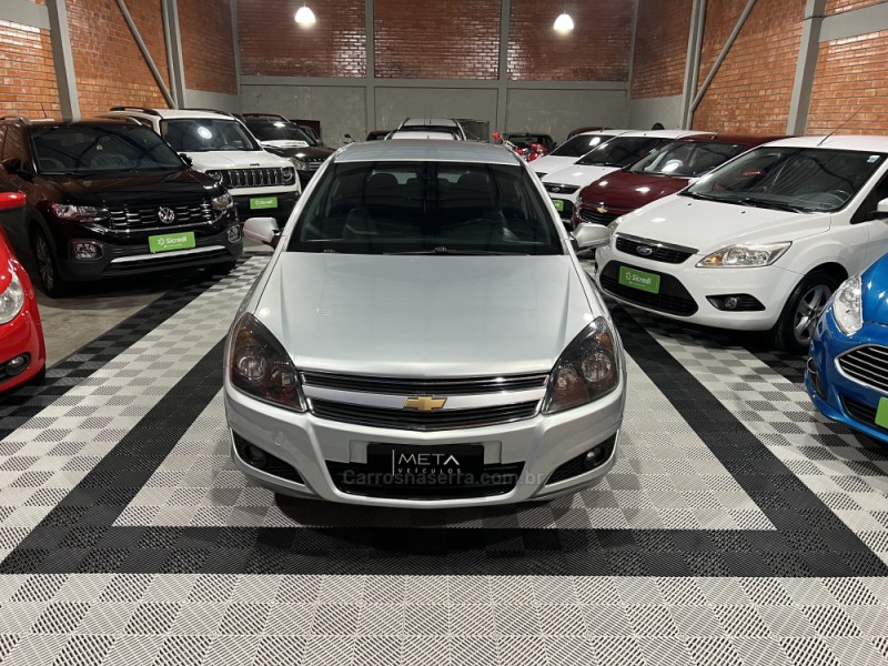 VECTRA 2.0 MPFI GT-X HATCH 8V FLEX 4P MANUAL - 2011 - BENTO GONçALVES