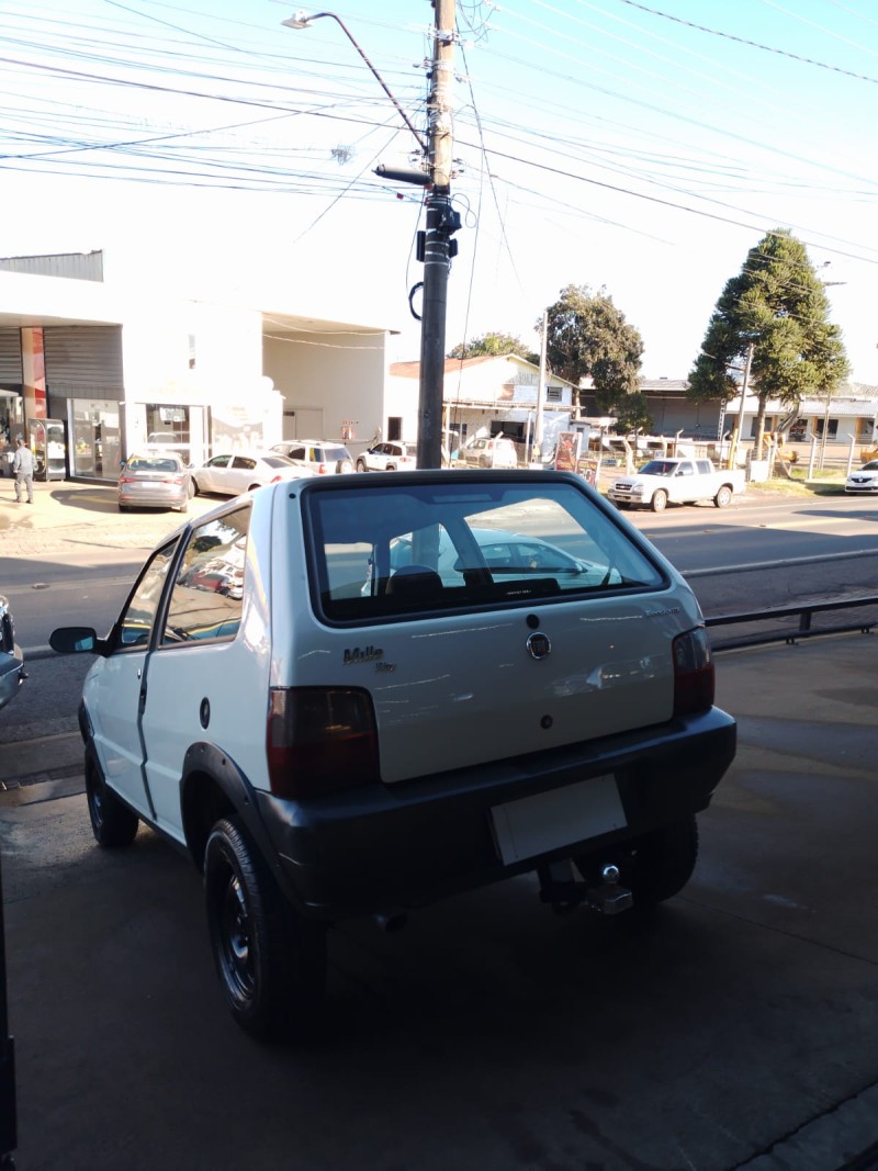 UNO 1.0 MPI MILLE FIRE ECONOMY 8V FLEX 2P MANUAL - 2011 - VACARIA