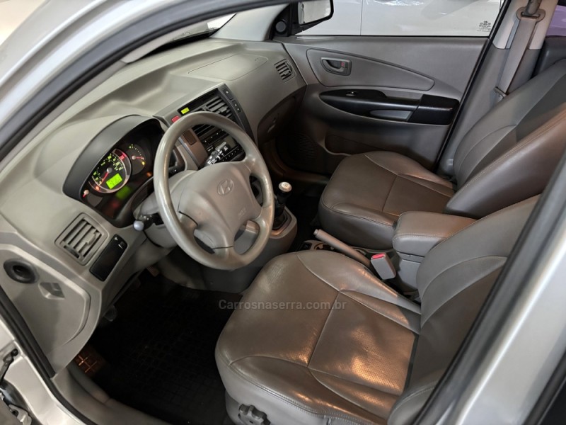 TUCSON 2.0 GL 2WD 16V GASOLINA 4P MANUAL - 2010 - BENTO GONçALVES