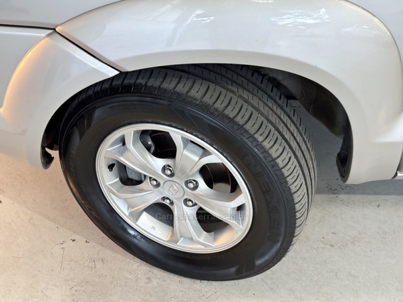 TUCSON 2.0 GL 2WD 16V GASOLINA 4P MANUAL - 2010 - BENTO GONçALVES